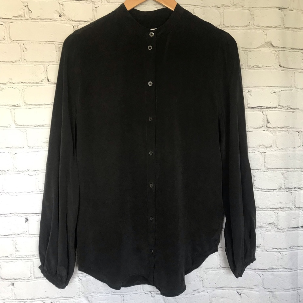 Equipment Femme Black 100% Silk Button Up Long Sleeve Top Size XS